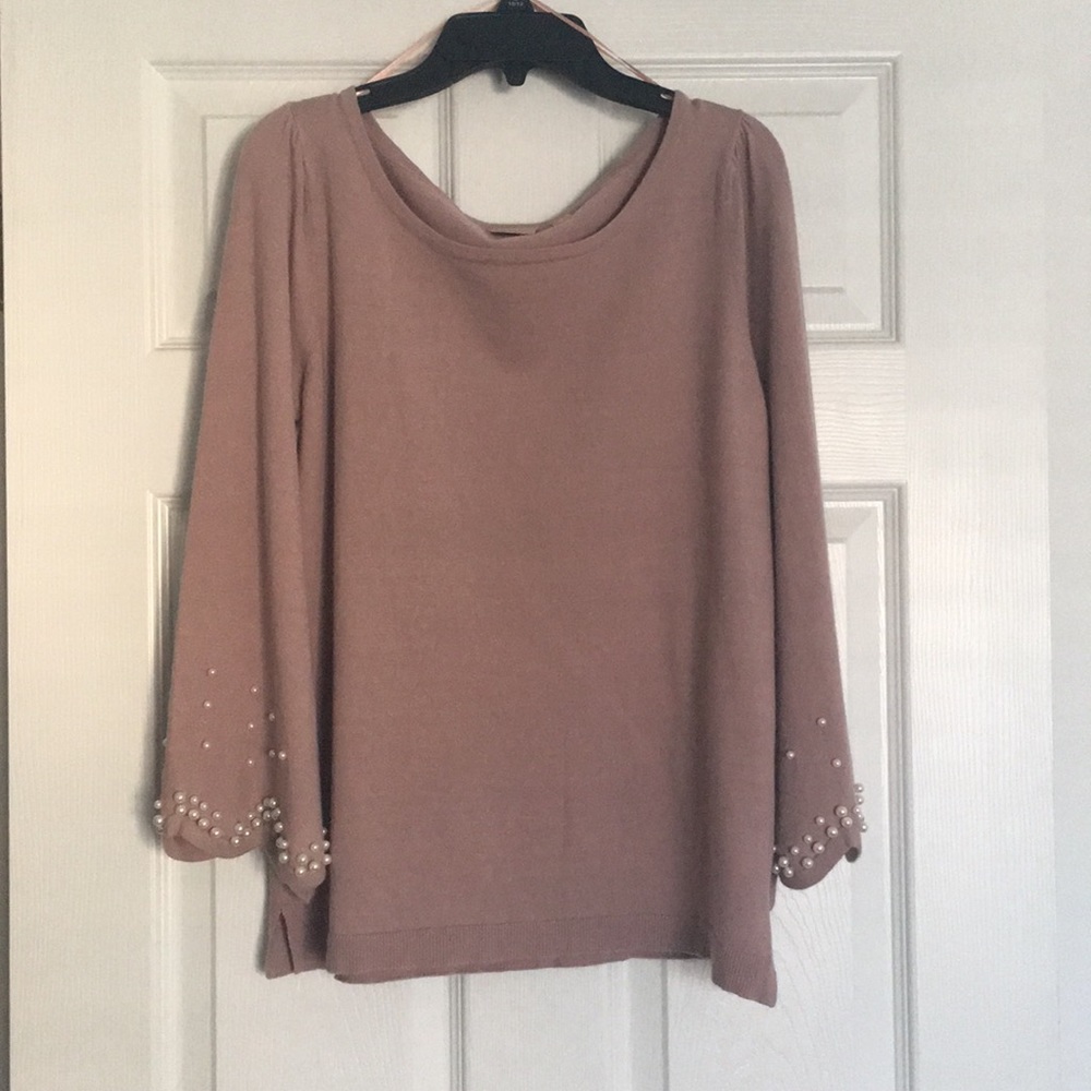 faded pink/rose shirt with pearls!!